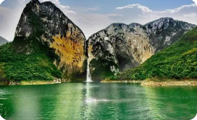 恩施梭布垭石林一日游 纯玩 市内包接送