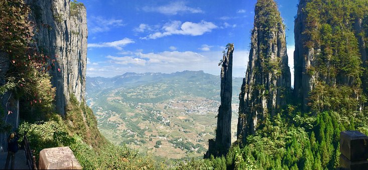 恩施鹤峰屏山峡谷一日游 悬浮木船 玻璃湖 纯玩