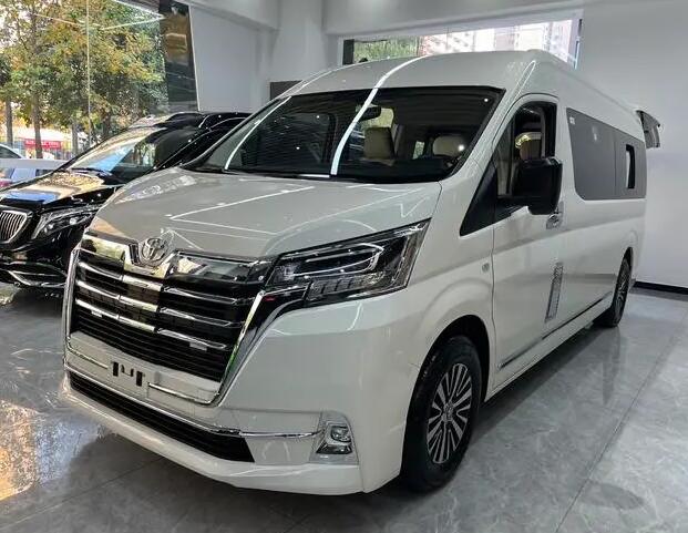 丰田-海狮 中巴 18座